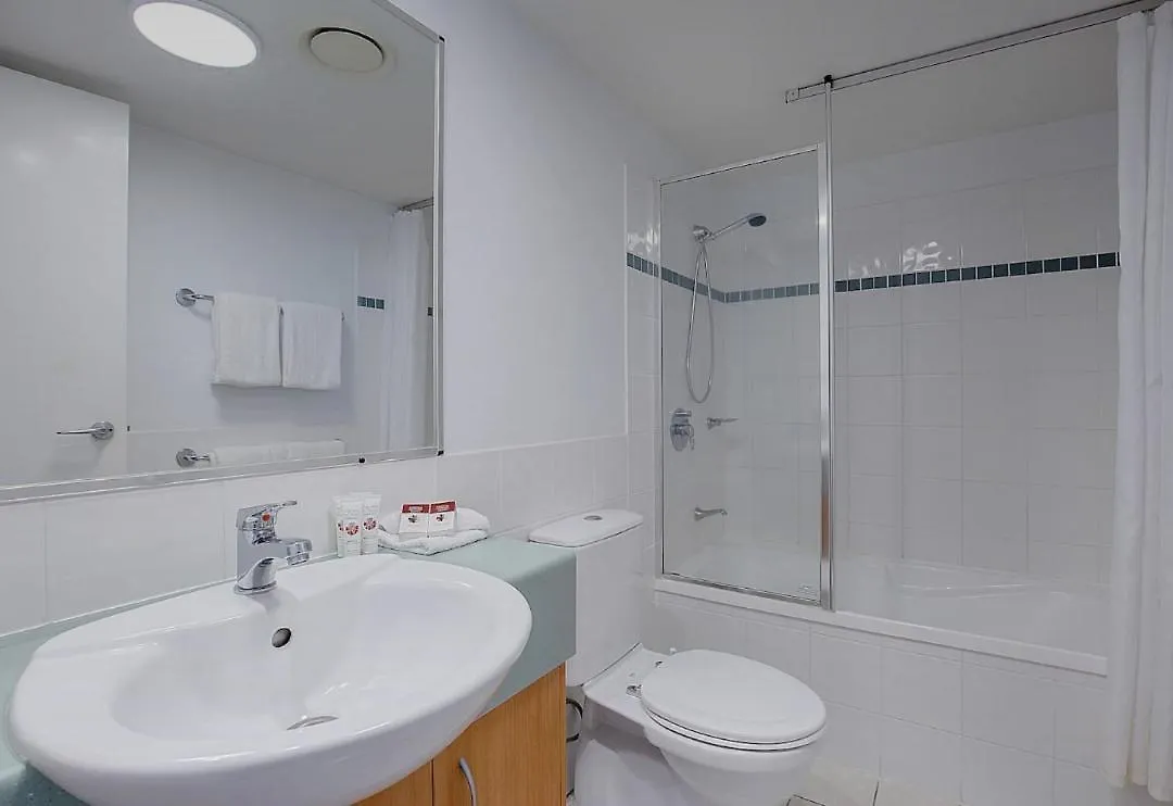 Wyndham Resort Kirra Beach Gold Coast 0*,  Australia